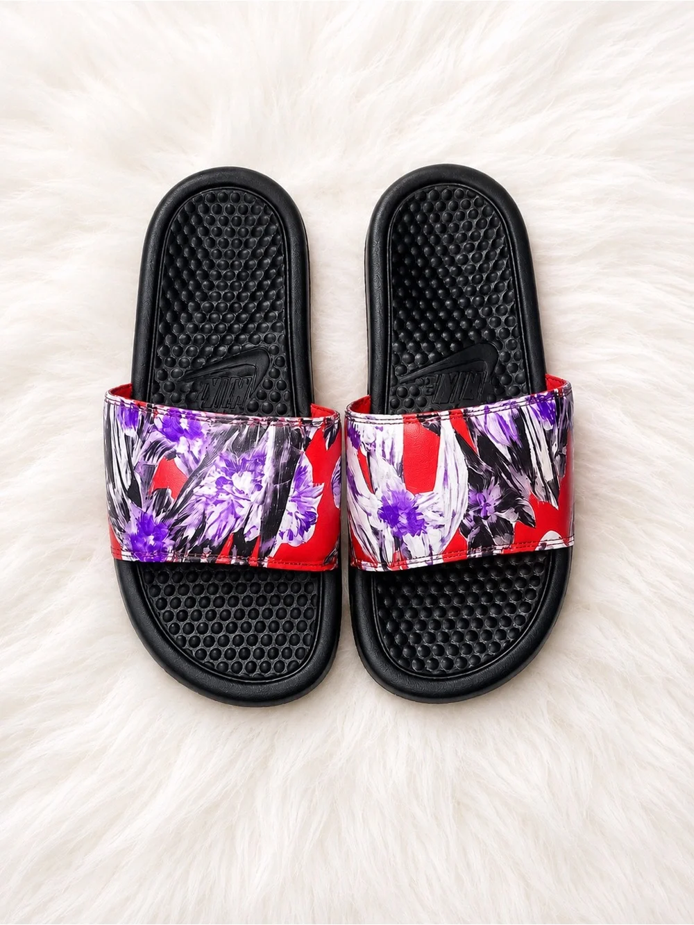 Nike Benassi JDI Floral Slides Women’s Size 6 Red Purple Black Comfort Sandals